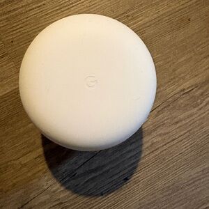 Google White Smart Hub Base